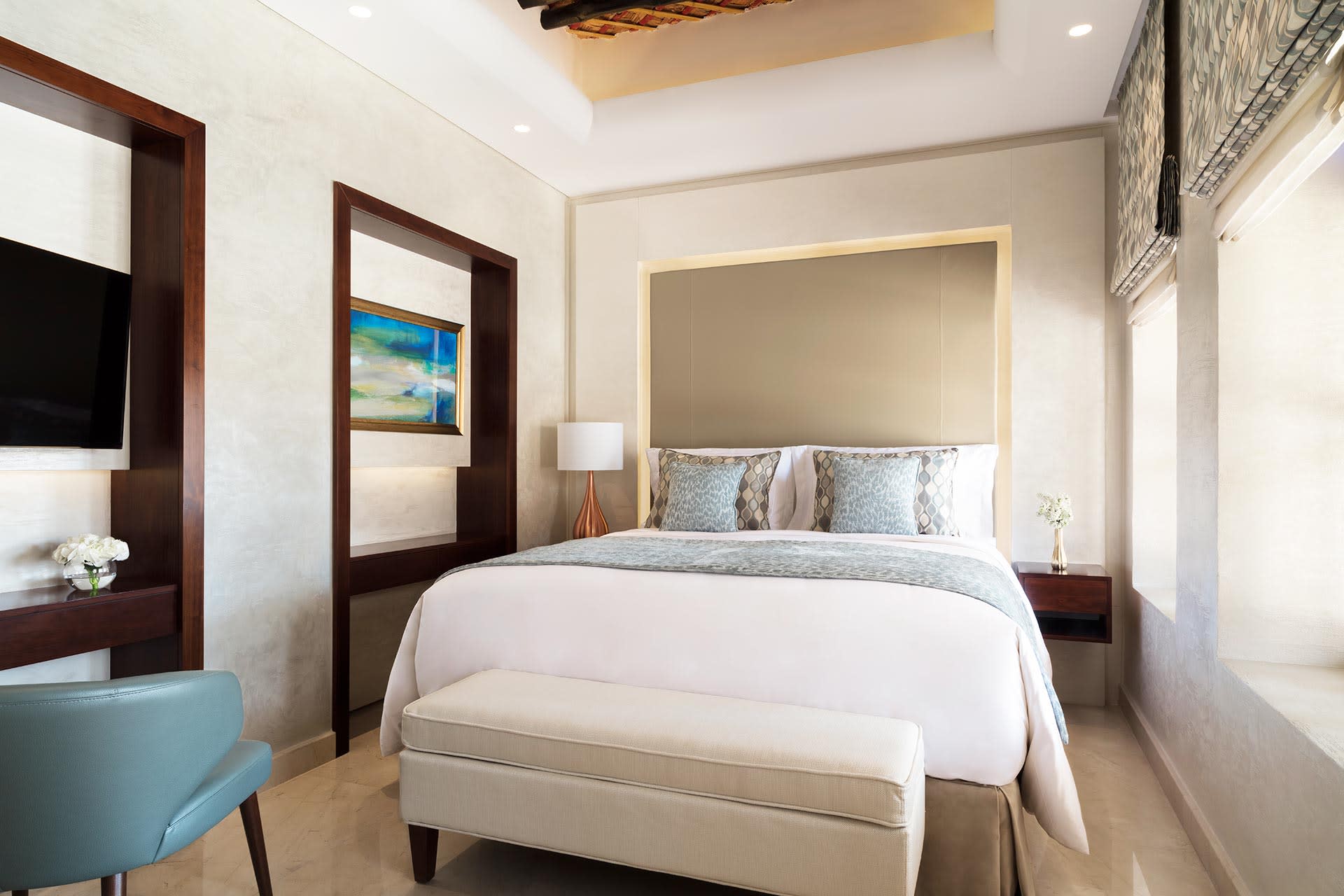 Souq Al Wakra Hotel Qatar by Tivoli - Junior Suite Bedroom